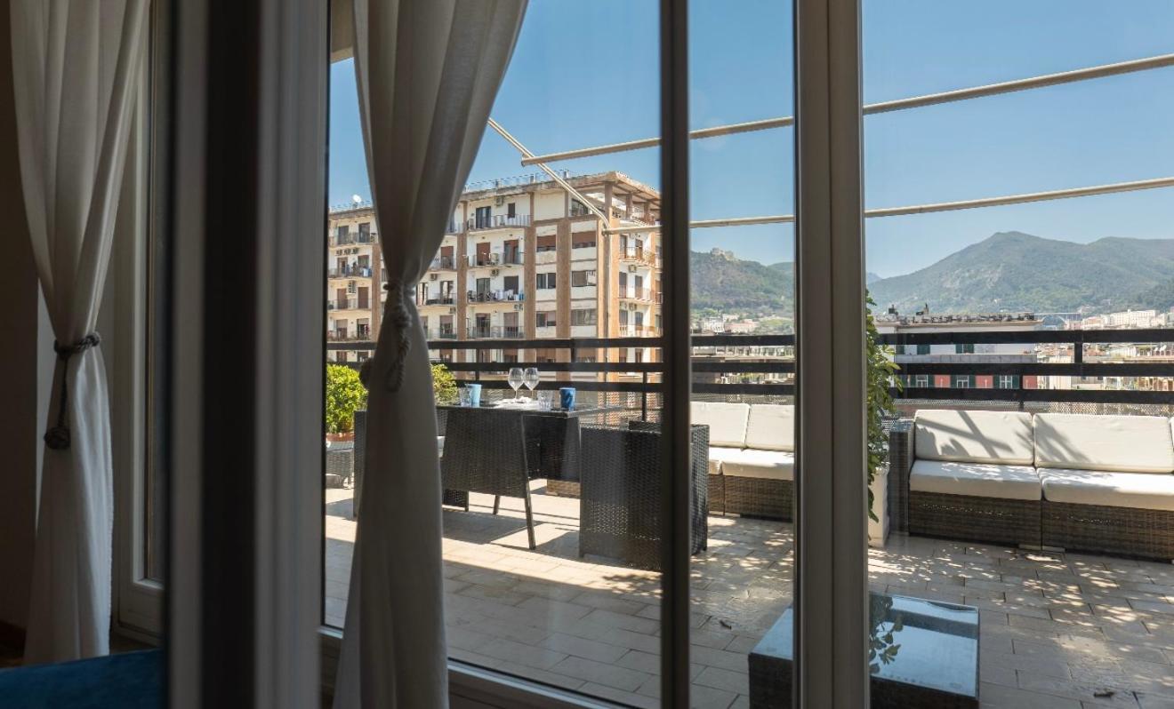 Mareluna Penthouse - Luxury Frühstückspension Salerno