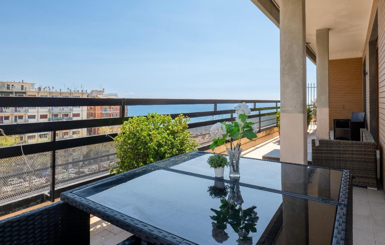 Mareluna Penthouse - Luxury Frühstückspension *