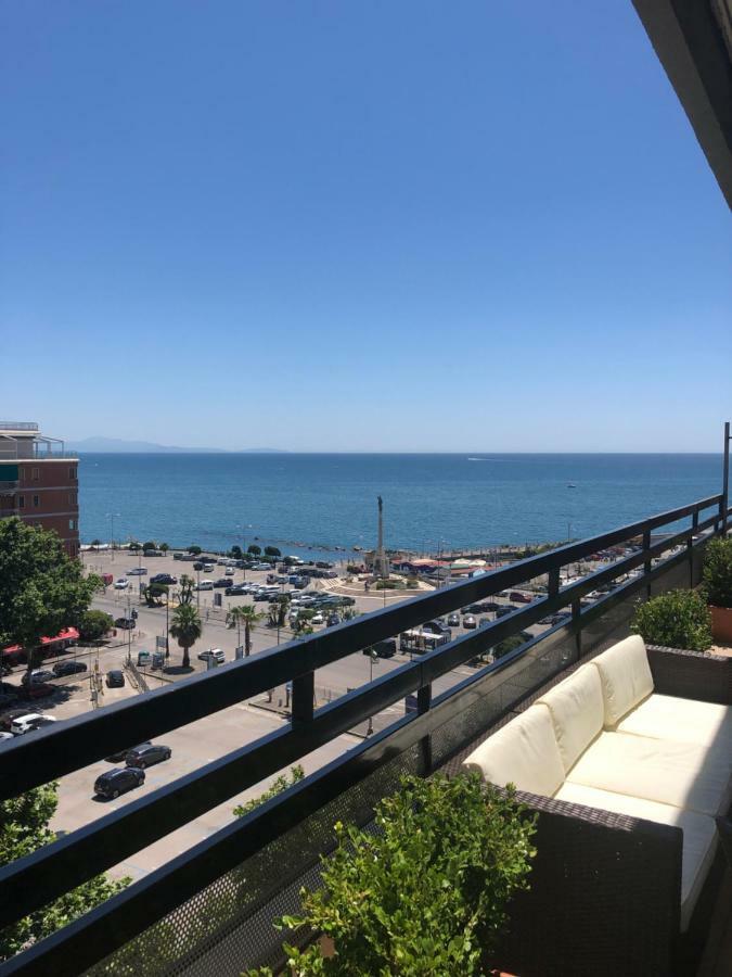 Mareluna Penthouse - Luxury *